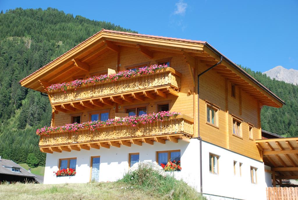 Haus Panoramablick Apartment Kals am Grossglockner Luaran gambar